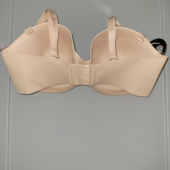 34DD SPANXsmooth Suit Your Fancy Convertible Strapless Bra - Picture 5 of 6